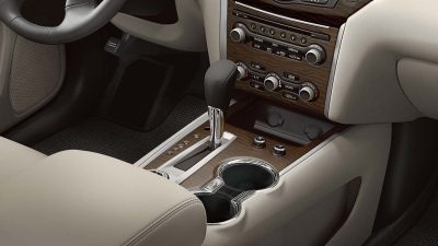 Nissan Pathfinder interior accents and finishes